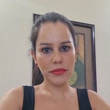 Fotografía de la Dra. Gloria Beatriz Bernal Leiva